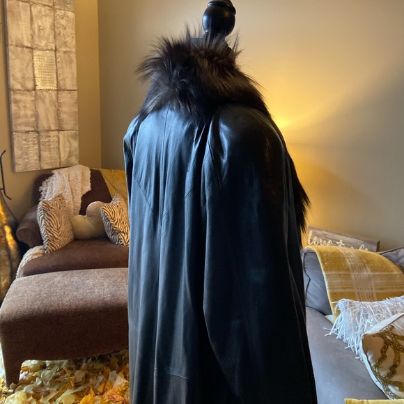 Genuine Fox Fur and Leather Duster! - Picture 4 of 7